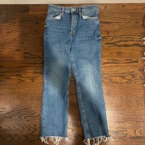 Zara EUR 38 USA 6 MEX 28 DREED FLARE Jeans